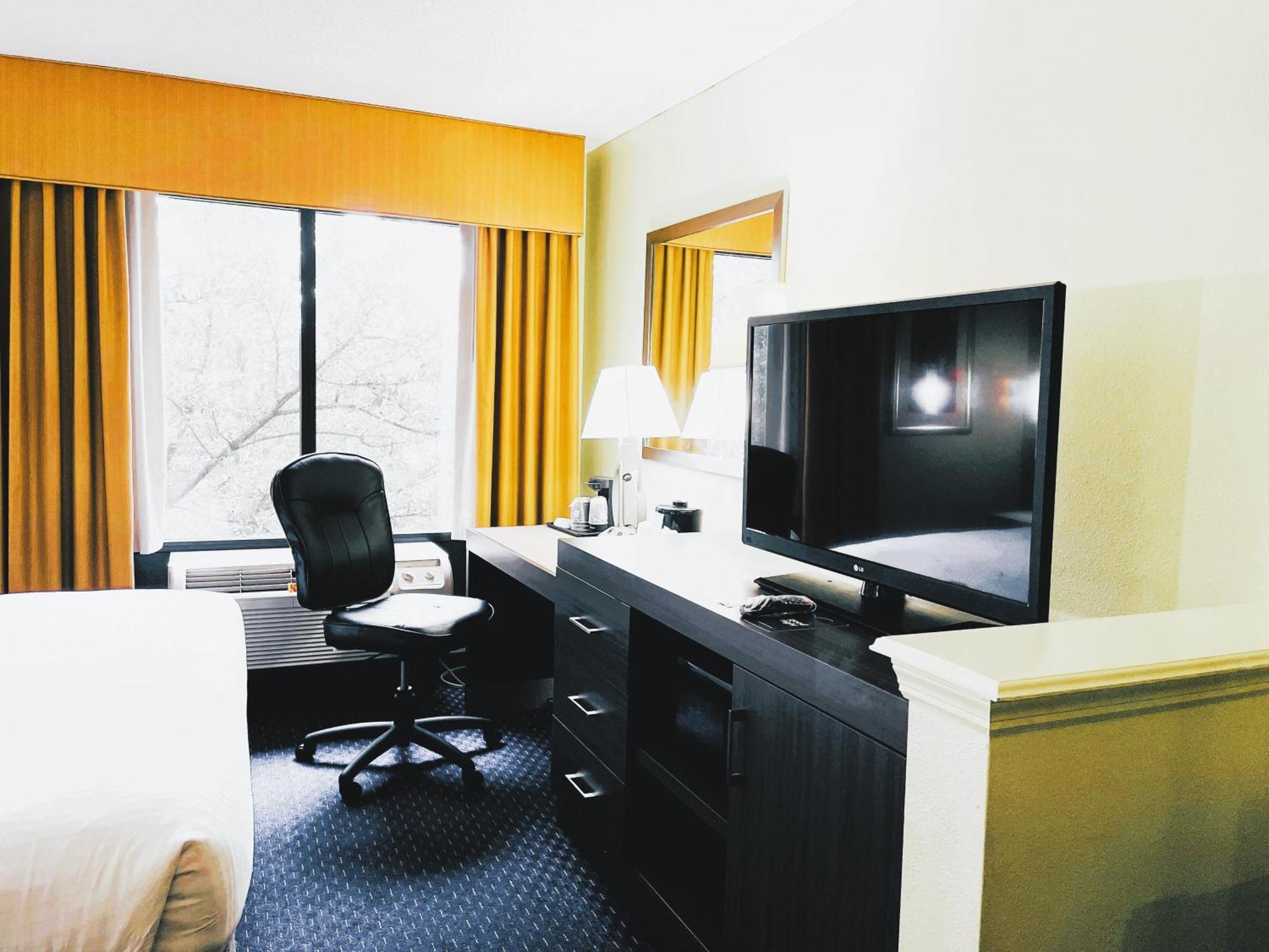 Park Inn By Radisson Albany Zewnętrze zdjęcie